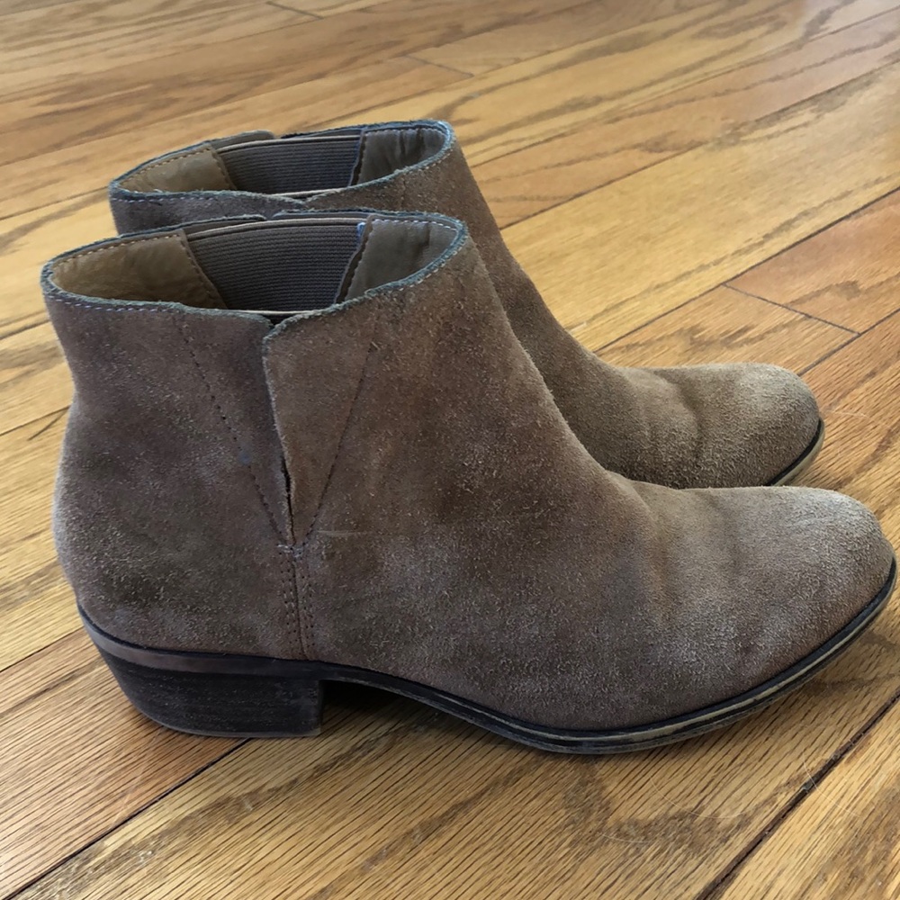 Lucky ankle boots size 6.5